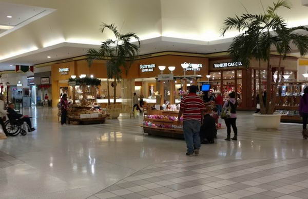 Fashion Square Mall - Photo From Mall Website (newer photo)